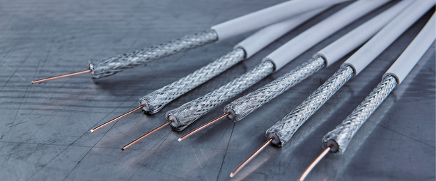 Kabel- und Steckverbinder bei Elektrotechnik Schalk in Neustadt - Sittling